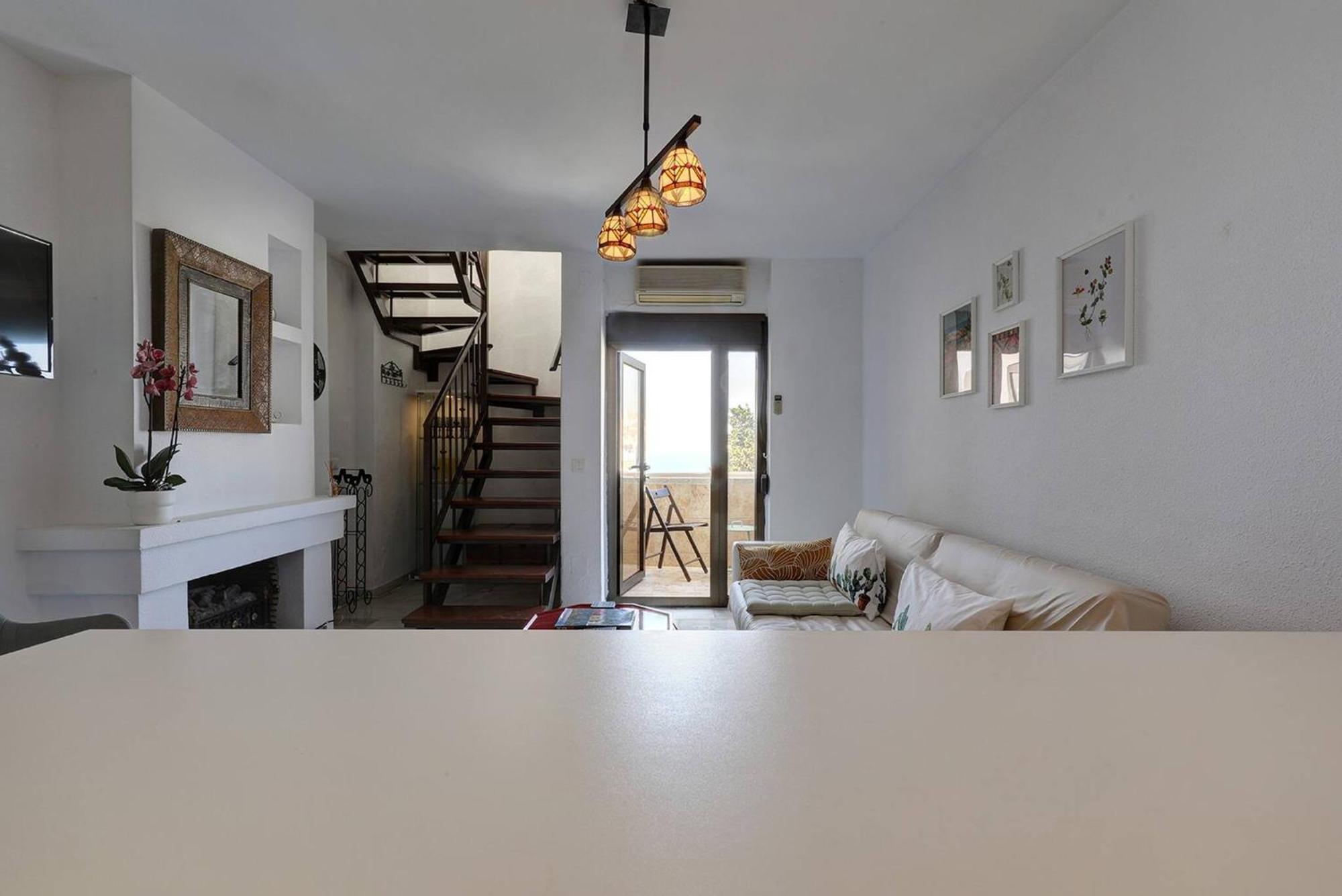 082 - Stunning Sea Views Beachfront Apartment Benalmádena Exteriör bild